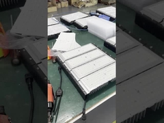 Stade de basket-ball étanche à l'eau à l'extérieur Module LED Flood Light 50w 100w 150w 200w 250w 300w 400w