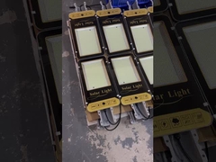 Parking extérieur sur autoroute IP65 Lampes LED étanches