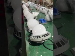 Le verre trempé en aluminium de lumière élevée de baie d'intense luminosité 50w 100w 150w a mené la lumière antidéflagrante