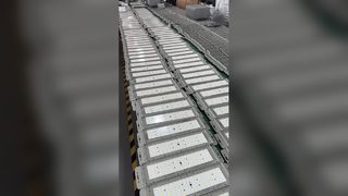 Voir la démonstration des projecteurs LED SMD 2835, éclairage robuste pour les tunnels des stades