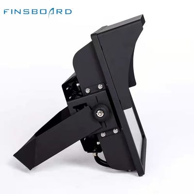 Projecteur LED avec plage de fréquences 50-60Hz, durée de vie de 50 000 heures et étanchéité IP66 pour l'éclairage de stade extérieur