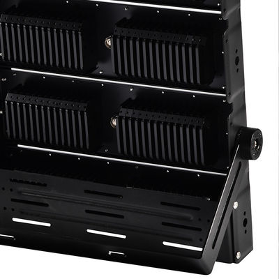Éclairage de stade LED étanche à l'énergie IP66 avec spectre lumineux personnalisable
