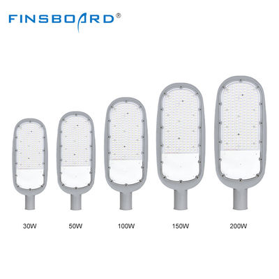 Éclairage de rue LED à haute efficacité de 120lm/W avec étanchéité IP66 et haute tension AC85-265V pour l'éclairage extérieur d'autoroute