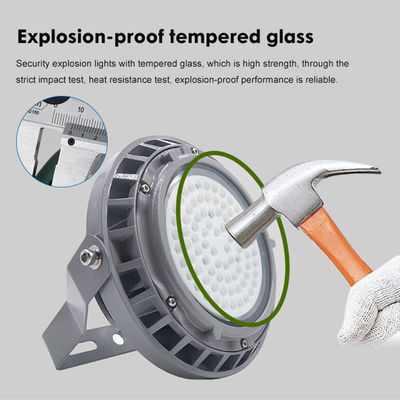 IP65 étanche à l'eau Industrial High Bay Light avec 5500-6500K température de couleur et aluminium + construction en verre trempé