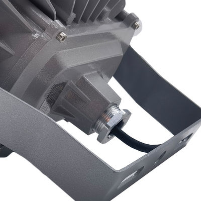 IP65 étanche à l'eau Industrial High Bay Light avec 5500-6500K température de couleur et aluminium + construction en verre trempé