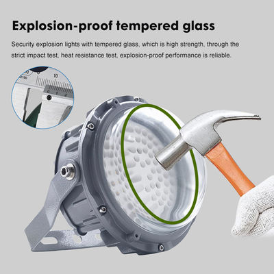 IP65 étanche à l'eau et à l'explosion Lumière linéaire 50W 100W 150W LED Éclairage des endroits dangereux avec verre trempé en aluminium