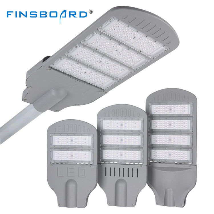 Lampadaire LED extérieur 100W à économie d'énergie avec protection IP65 et puces SMD3030 pour autoroutes