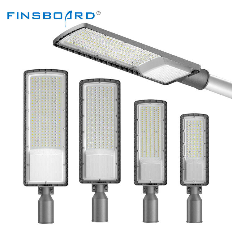 Éclairage de rue LED à haute luminosité IP66 imperméable à l'eau avec température de couleur réglable 3000K-6500K pour les autoroutes et les parkings