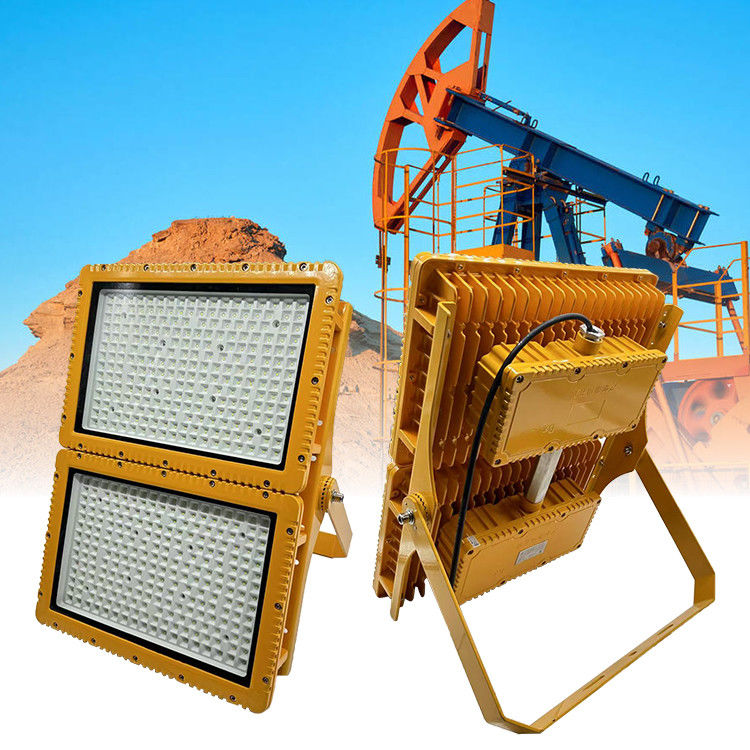 Projecteur LED antidéflagrant 400W avec indice de protection IP66 et durée de vie de 50 000 heures pour les zones dangereuses