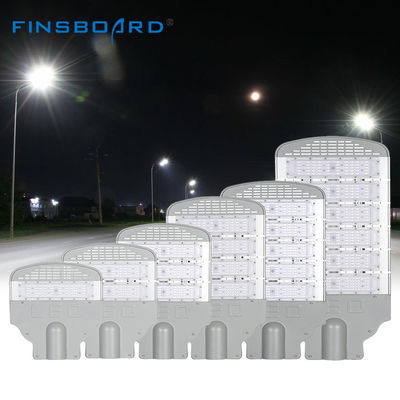 Ip65 Extérieur étanche à l'eau LED Street Light personnalisé pour l'autoroute ou le parking