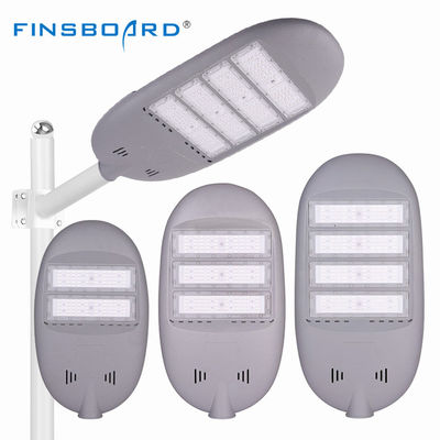 130-140LM/W IP65 étanche à l'eau LED Street Light Technologie de dissipation de chaleur