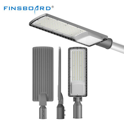 Éclairage LED réglable pour jardin ou route de 50 W à 200 W