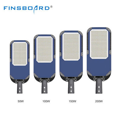 Lumière de rue LED imperméable à l'eau IP66 en aluminium avec température de couleur de 3000K-6500K pour un éclairage extérieur de haute puissance